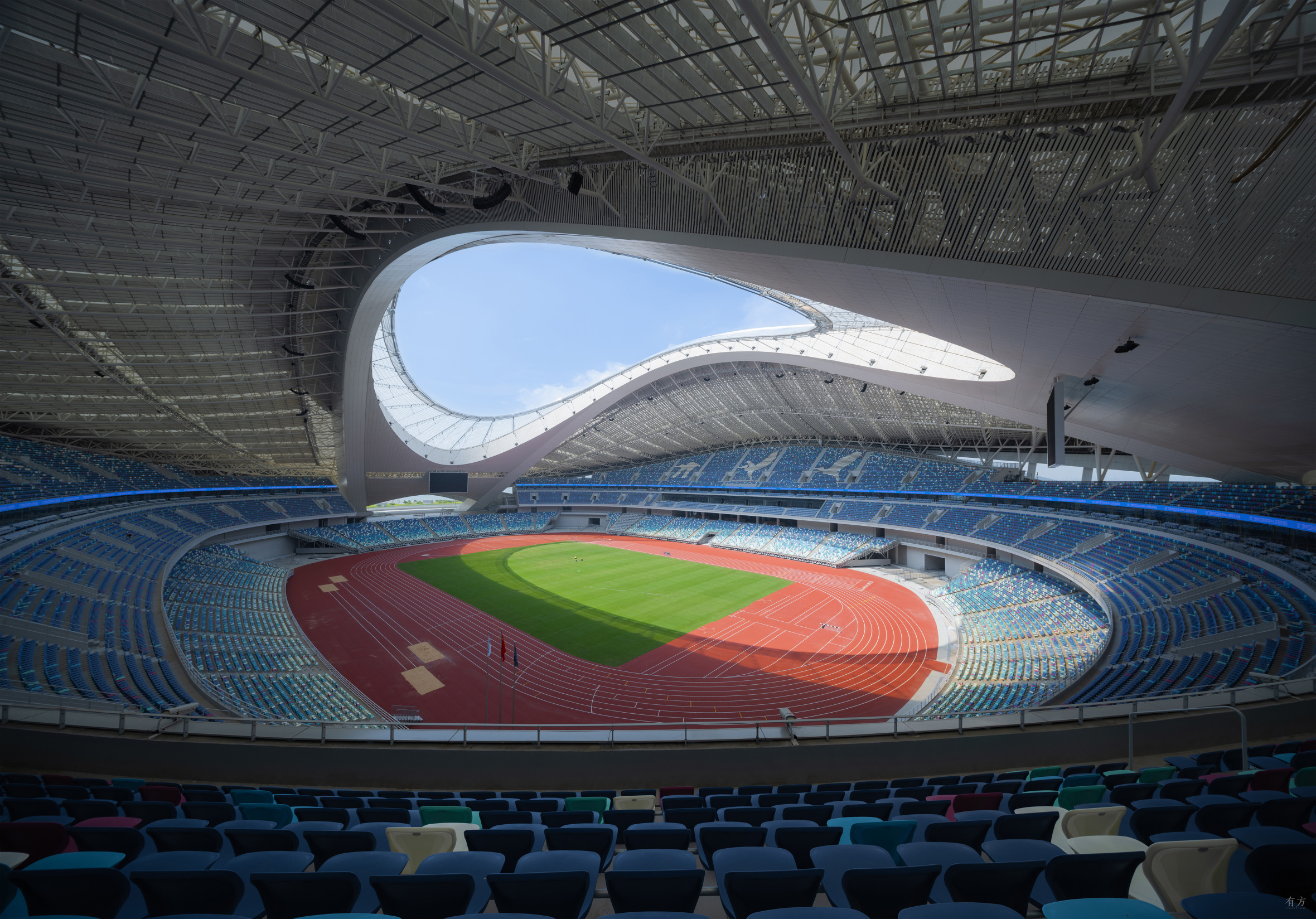 图拉姆：大家都说国米更强，但米兰有优秀球员和最强门将之一