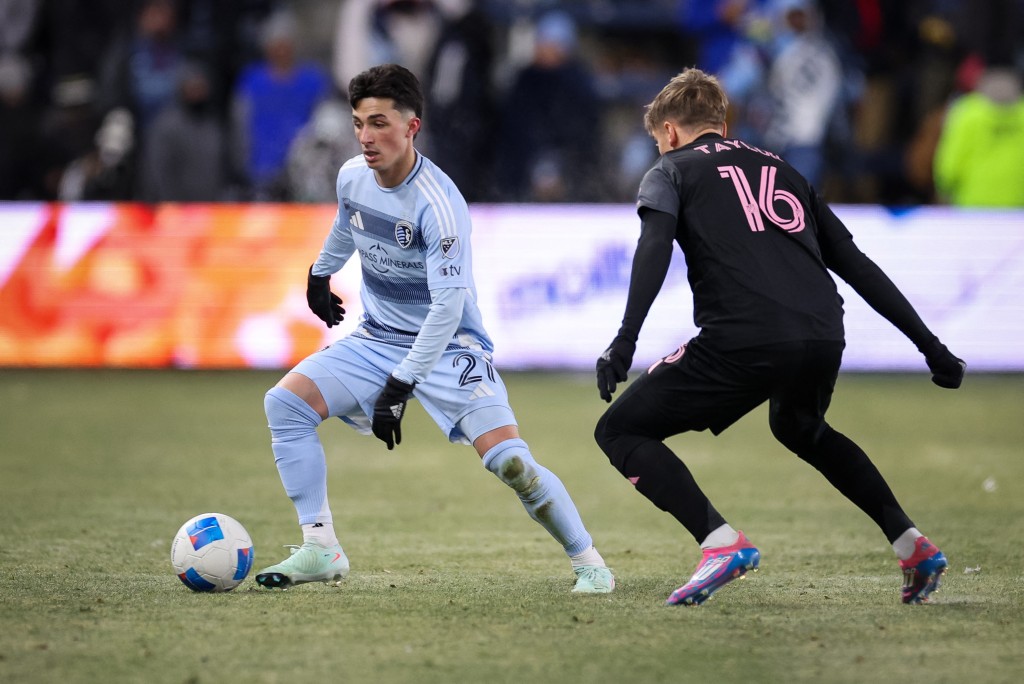 博洛尼亚总监：我们对球队表现满意，但现实地看不认为能争冠